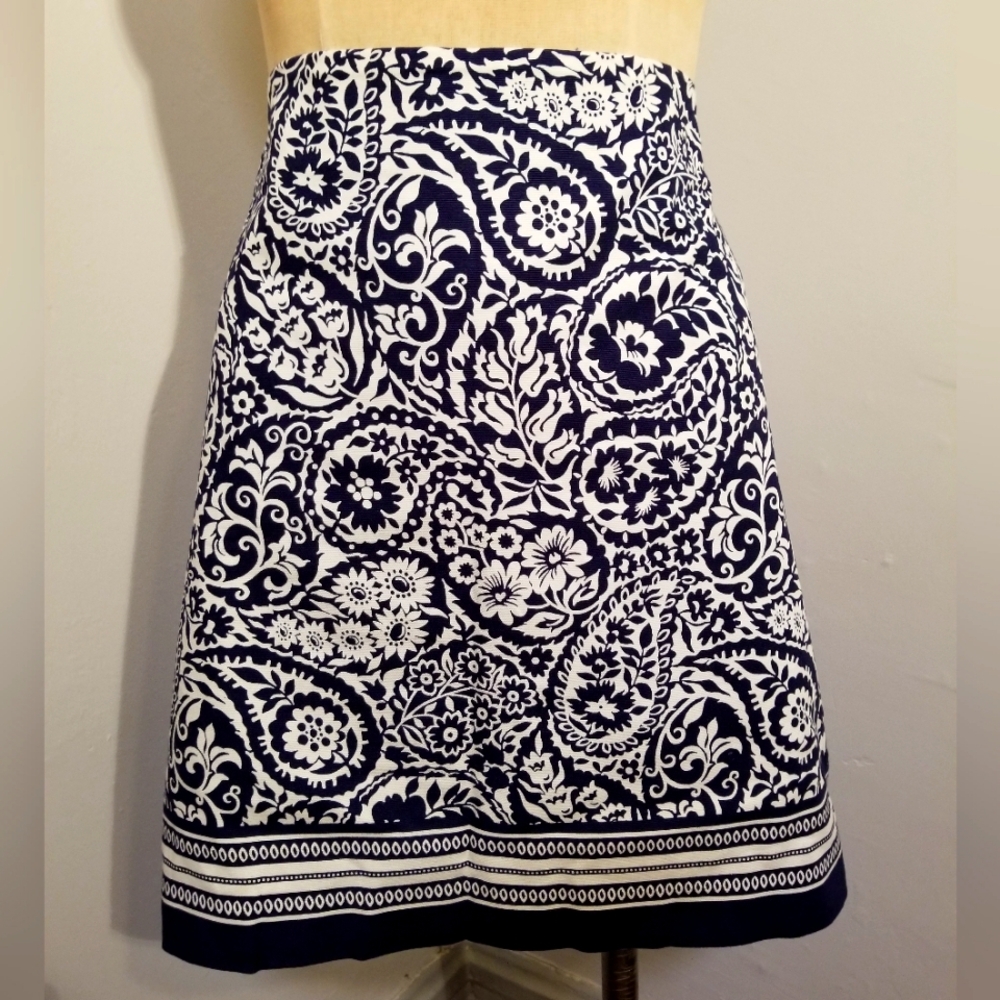TALBOTS PAISLEY SKIRT FLORAL FLOWER PRINT NAVY BLUE FALL WINTER BUSINESS CASUAL